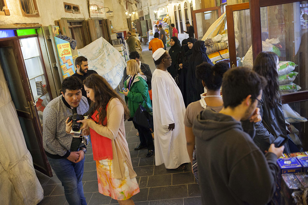 Medill students visiting a traditional market in Doha