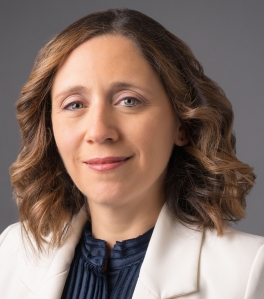 Headshot for Julie Pace