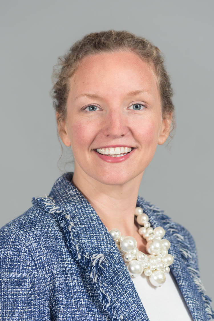 Sara Nelson