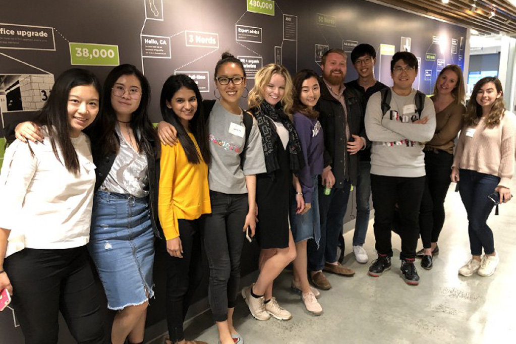 Medill Media Innovation students visit NerdWallet in San Francisco.