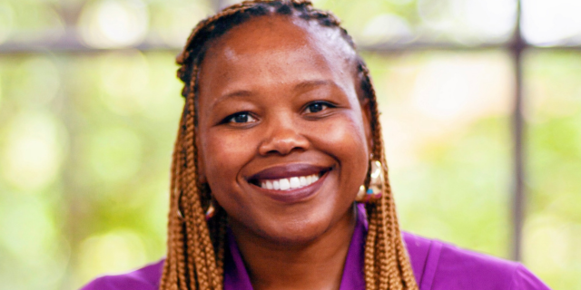 Headshot of Lesedi Mogoatlhe