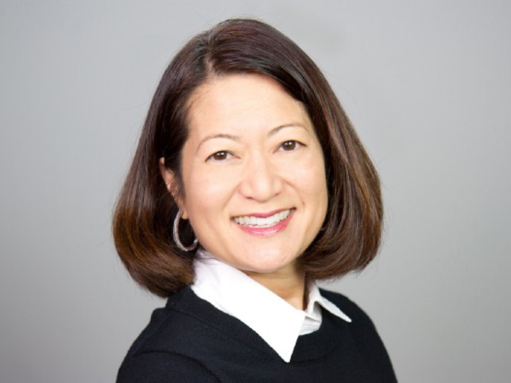 Medill alumna, adjunct lecturer and entrepreneur Mary Lou Song