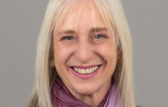 Headshot of Caryn Ward