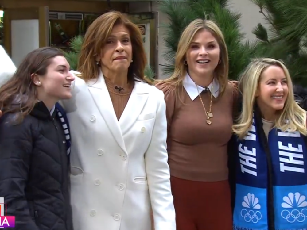 Elise Devlin (MSJ22) and Brittany Edelmann (MSJ22) posed with with Hoda and Jenna from the Today Show.